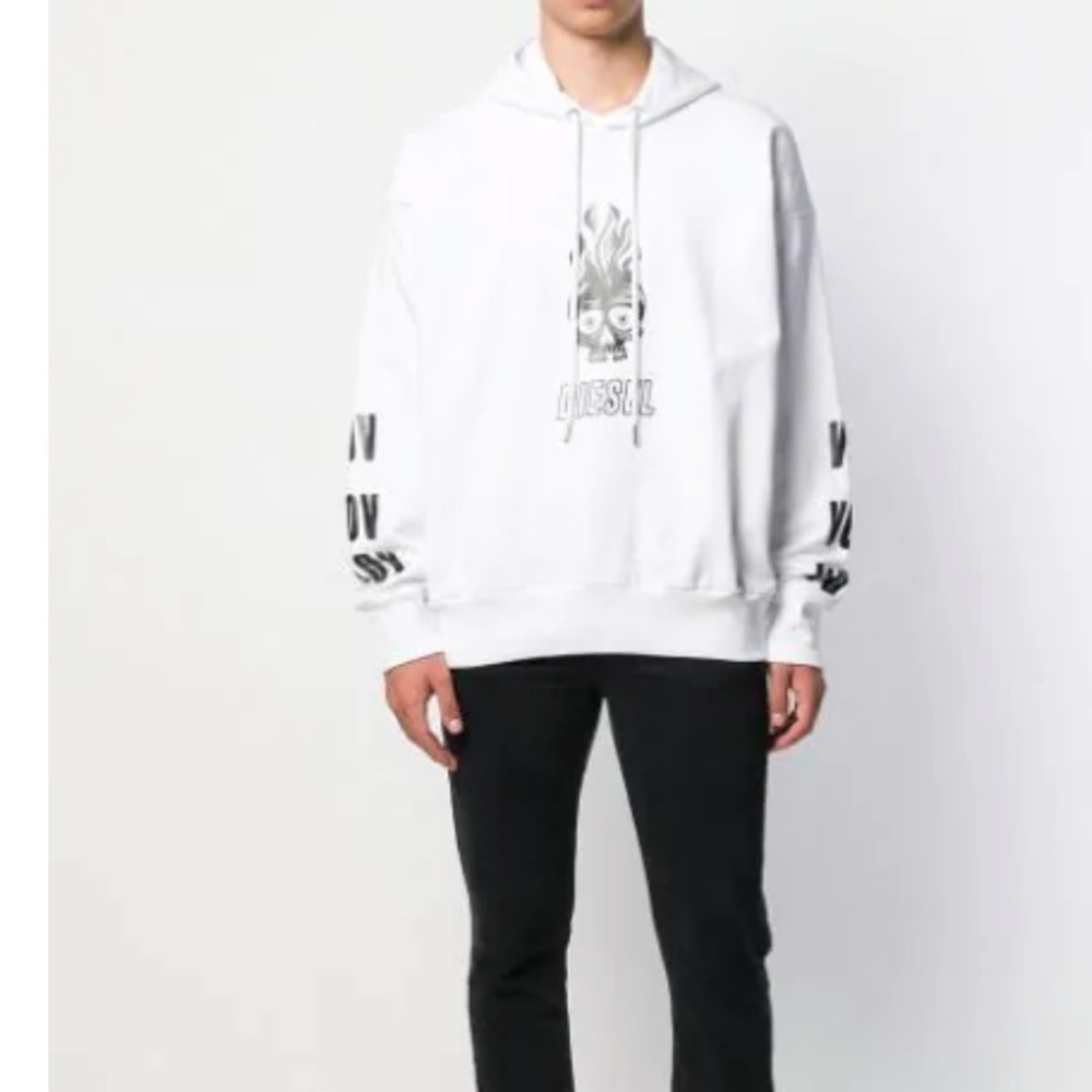 LOGO PRINT HOODIE IN WHITE
